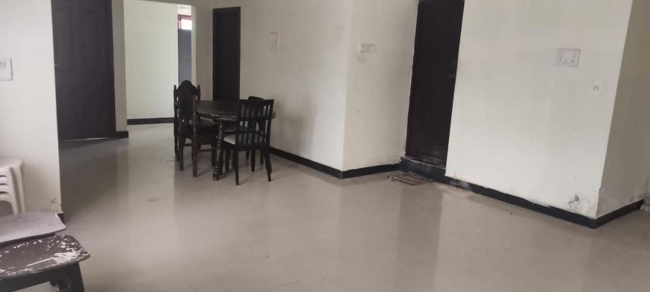 Hotel Shree Sairenu Near Maruthamalai And Bharathiyar Univ And On The Way To Near Isha Adiyogi à Marudhamalai Extérieur photo