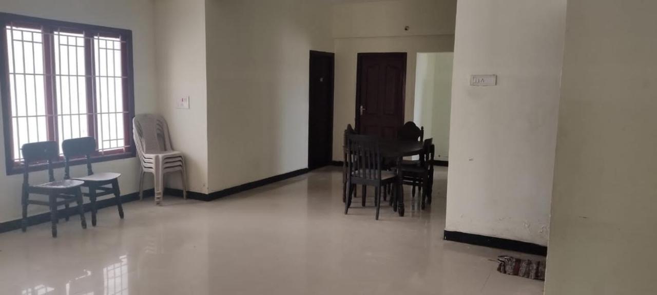 Hotel Shree Sairenu Near Maruthamalai And Bharathiyar Univ And On The Way To Near Isha Adiyogi à Marudhamalai Extérieur photo
